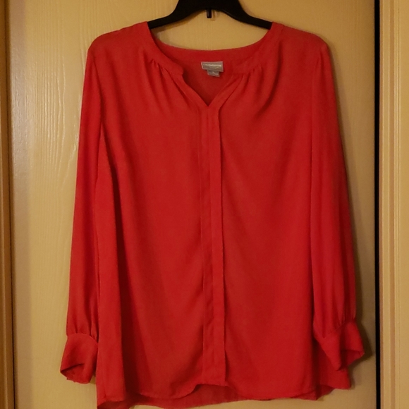 Liz Claiborne Tops - GUC Liz Claiborne Signature Woman Long Sleeved Top